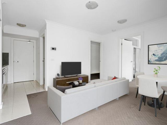 Apartment for sale in Kingsbury, Melbourne