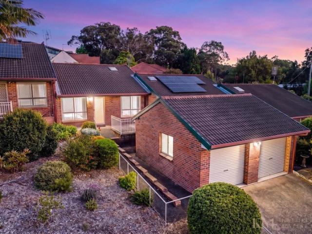 Villa for sale in Mount Hutton, Newcastle-Maitland