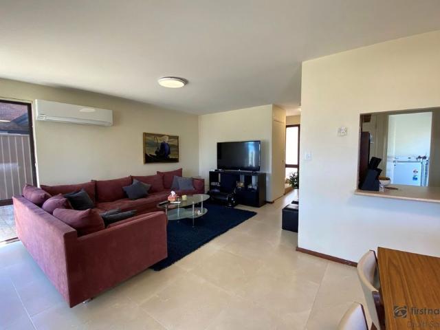 Townhouse for rent in Como, Western Australia