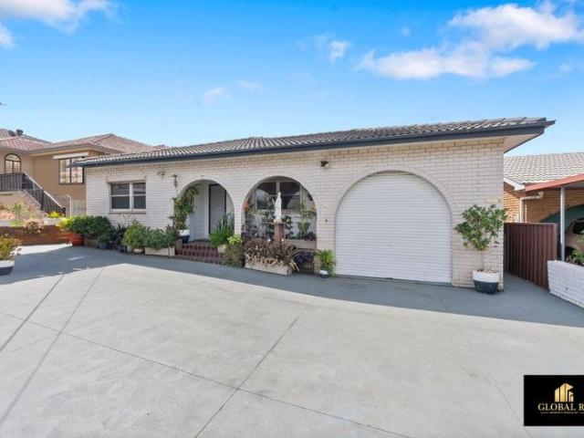 House for sale in Smithfield, New South Wales