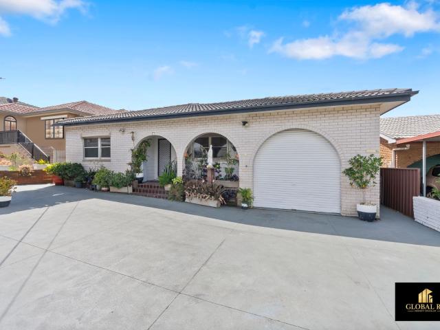 House for sale in Smithfield, New South Wales