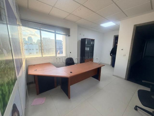 Bureau location à Anfa, Gharb-Chrarda-Beni Hssen