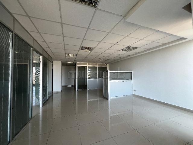 Bureau location à Anfa, Gharb-Chrarda-Beni Hssen