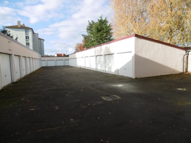 Garage location à Digoin, Saône-et-Loire