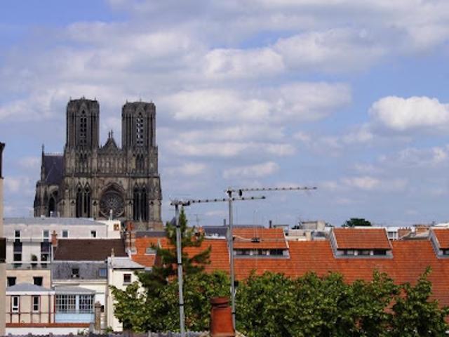 Duplex location à Quartier Centre Ville, Reims