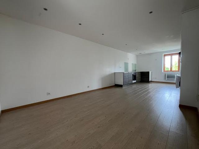 Duplex location à Mâcon, Charnay-lès-mâcon