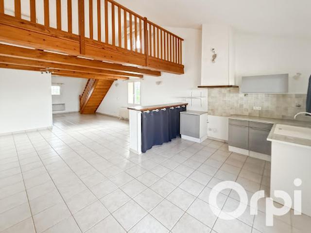 Duplex location à Carpentras, Camaret-sur-aigues