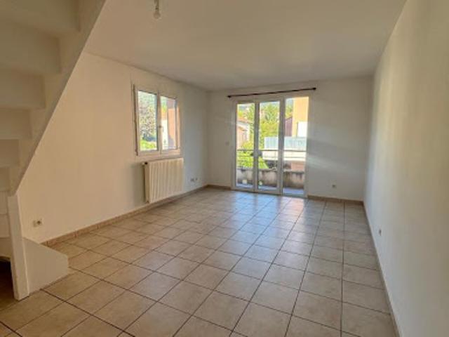 Duplex location à Gex, Ain
