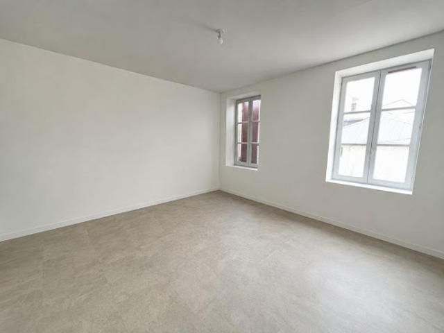Duplex location à Villefranche-de-Rouergue, Decazeville