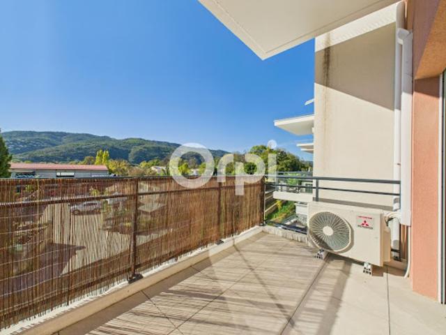 Duplex location à Grasse, La Roquette-sur-siagne
