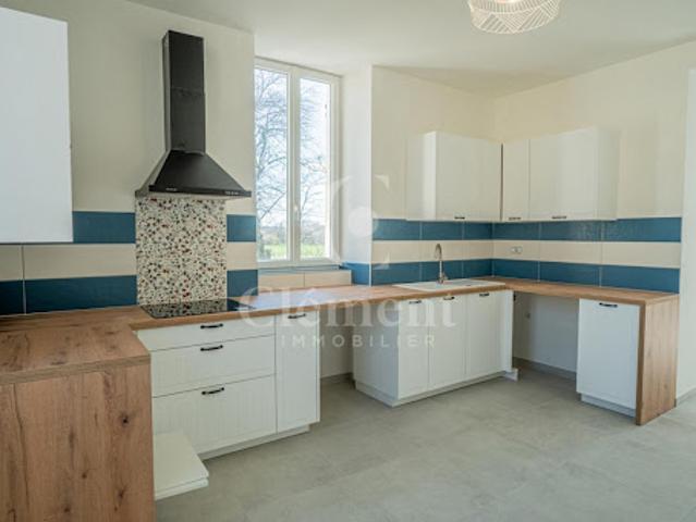 Duplex location à Les Pièces, Mornas
