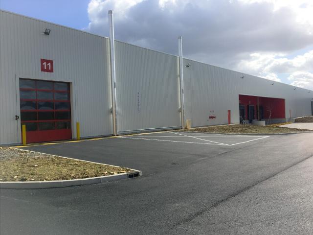 Local Commercial location à Châteauroux, Le Poinçonnet
