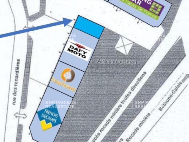 Local Commercial location à Lens