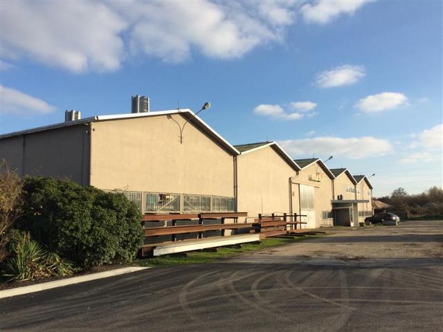 Local Commercial location à Bordeaux, Ambarès-et-lagrave