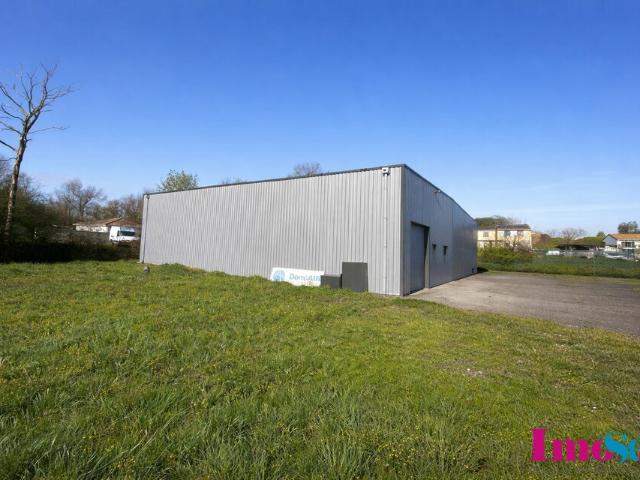 Local Commercial location à Bordeaux, Artigues-près-bordeaux