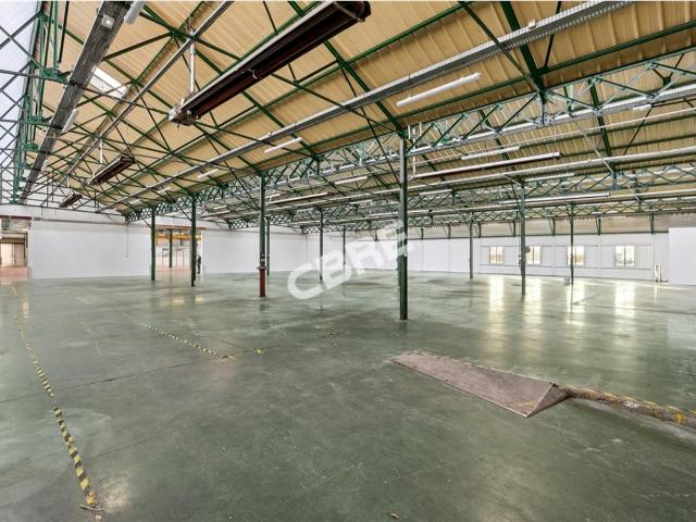Local Commercial location à Bobigny, Bagnolet