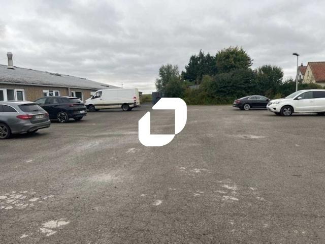 Local Commercial location à Calais, Balinghem