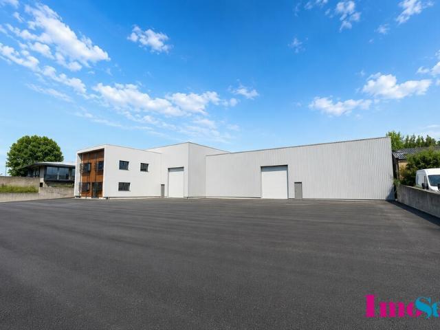 Local Commercial location à Bordeaux, Bassens