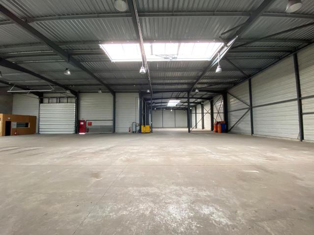 Local Commercial location à Bordeaux, Baurech