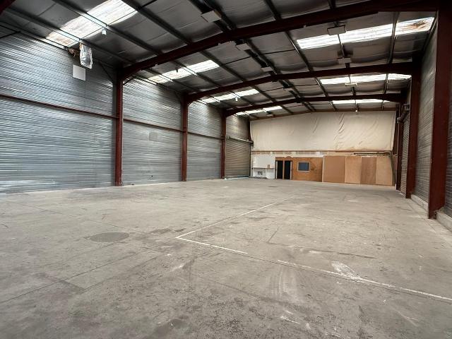 Local Commercial location à Bordeaux, Bègles
