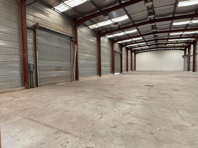 Local Commercial location à Bordeaux, Bègles
