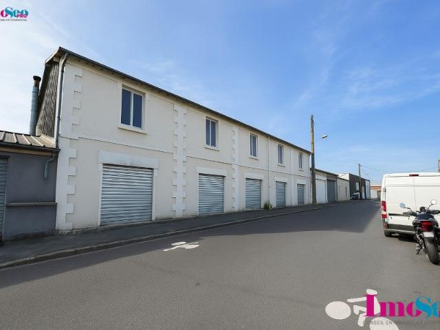 Local Commercial location à Bordeaux, Bègles