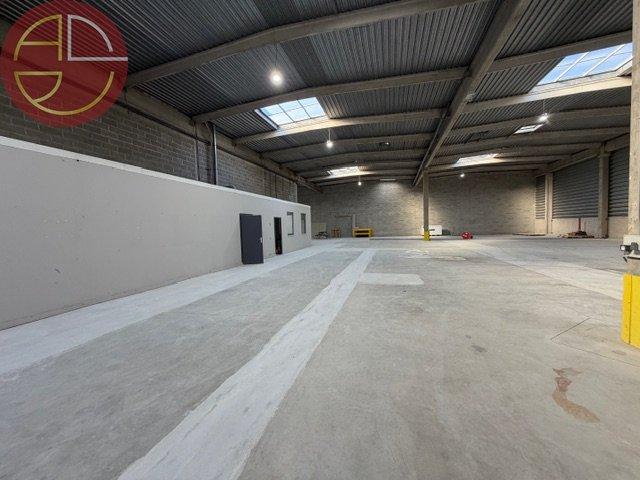Local Commercial location à Toulouse, Blagnac