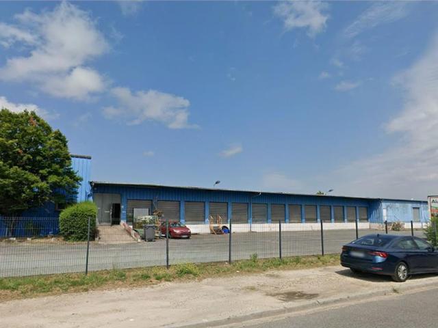 Local Commercial location à Bordeaux, Blanquefort