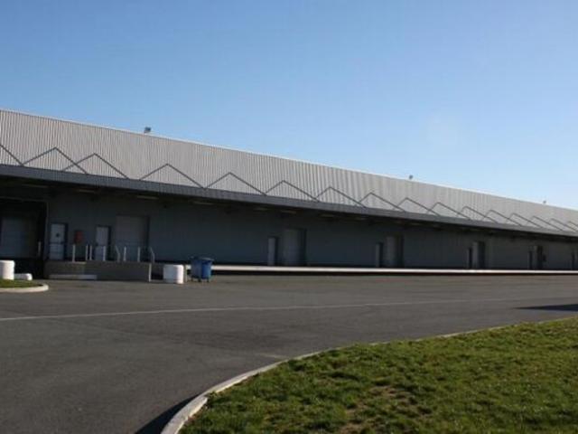 Local Commercial location à Bordeaux, Blanquefort