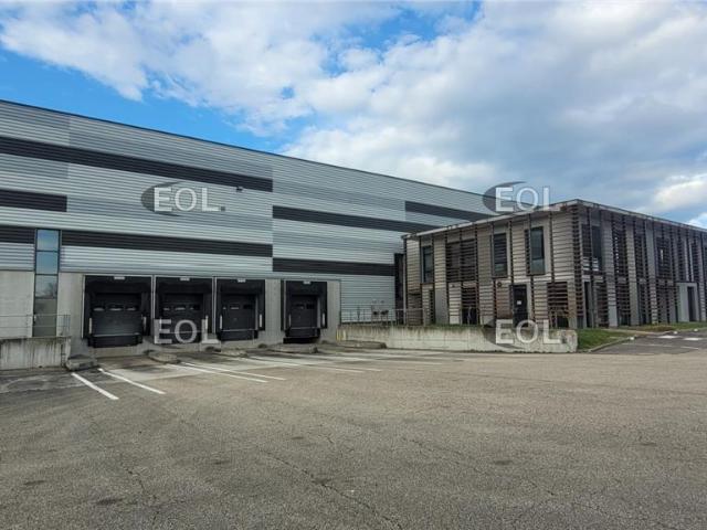 Local Commercial location à Bourg-en-Bresse, Bourg-en-bresse
