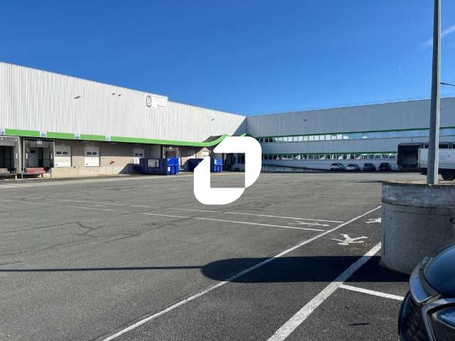 Local Commercial location à Pontoise, Bruyères-sur-oise