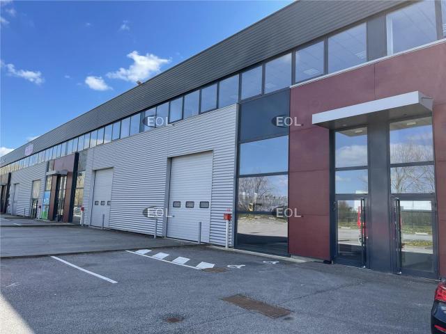 Local Commercial location à Rambouillet, Elancourt