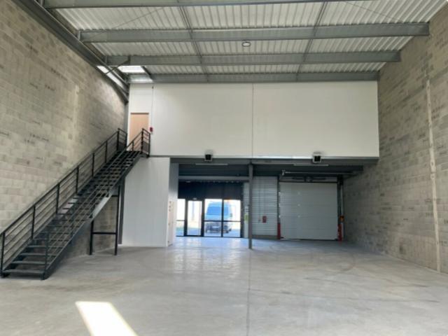 Local Commercial location à Toulouse, Fenouillet