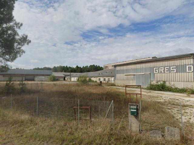 Local Commercial location à France métropolitaine, Bussac-forêt