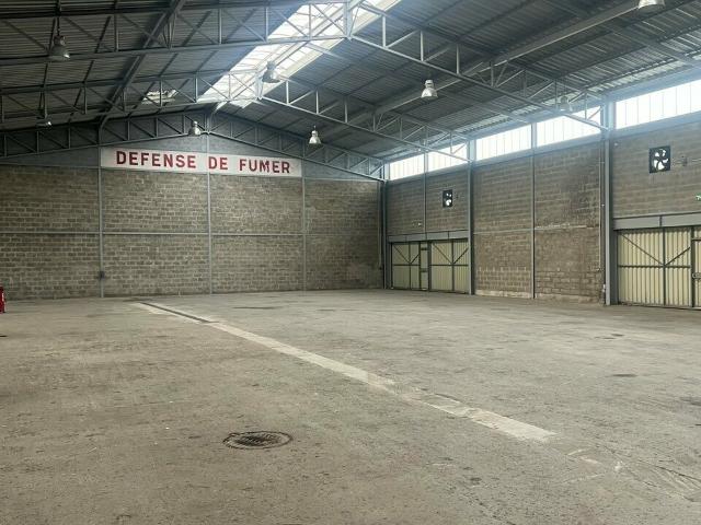 Local Commercial location à Calais-Nord, Calais