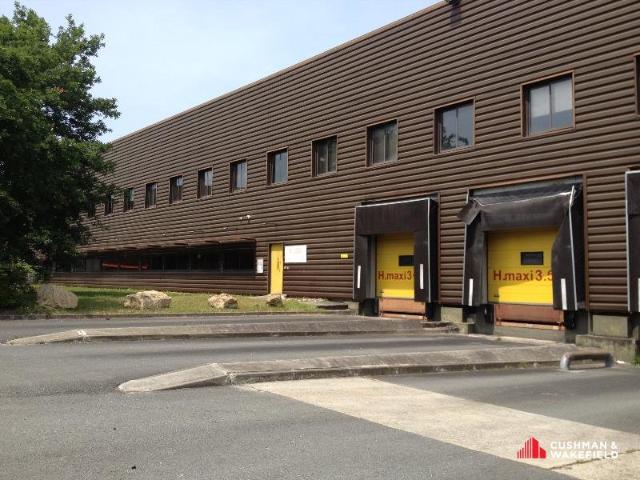 Local Commercial location à Bordeaux, Canéjan