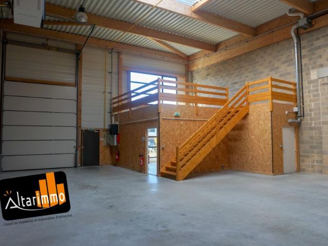 Local Commercial location à Chartres, Gellainville