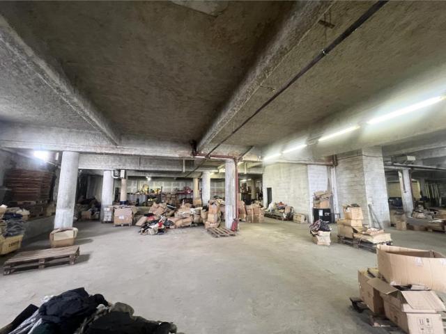 Local Commercial location à L'Haÿ-les-Roses, Vitry-sur-seine