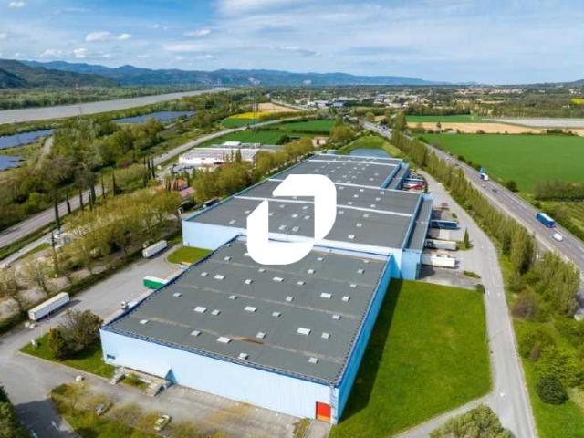 Local Commercial location à Nyons, Saulce-sur-rhône
