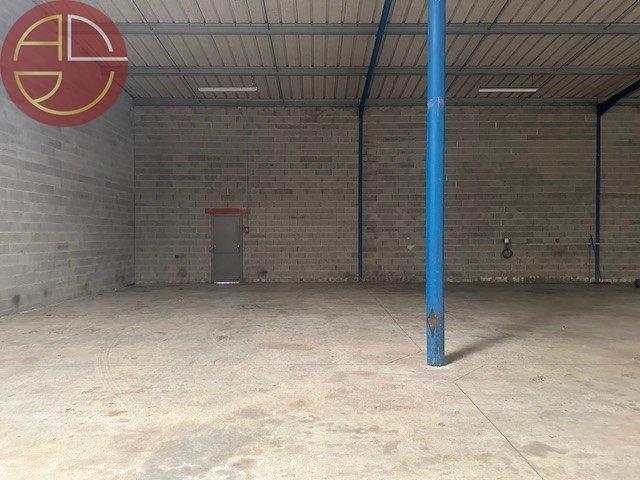 Local Commercial location à Toulouse, Colomiers