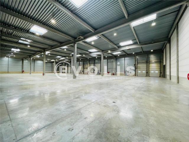 Local Commercial location à Melun, Combs-la-ville