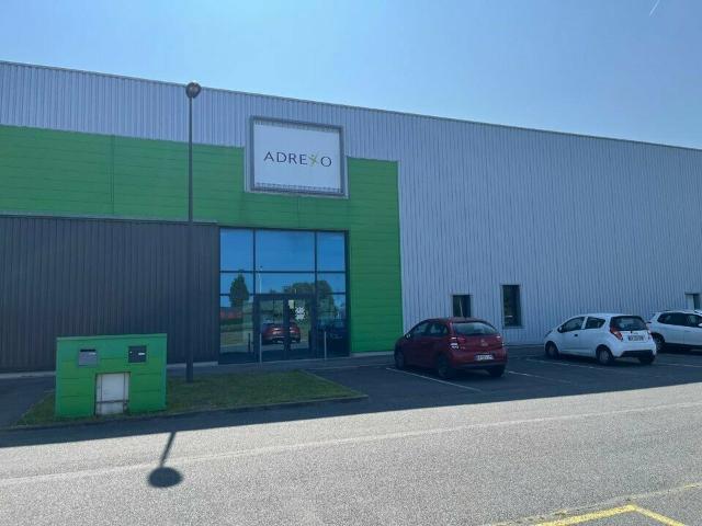 Local Commercial location à Calais, Coquelles