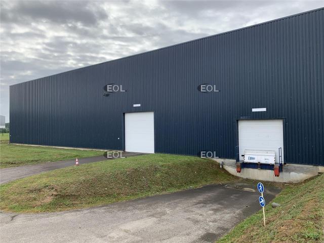 Local Commercial location à Creil, Cavée de Senlis