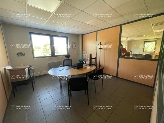 Local Commercial location à Douai, Lambres-lez-douai