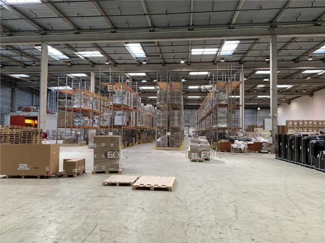 Local Commercial location à Pontoise, Eragny