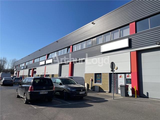 Local Commercial location à Valenciennes, Famars