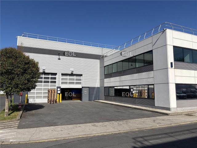 Local Commercial location à Nanterre, Gennevilliers
