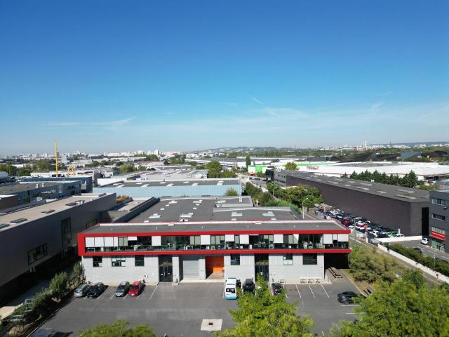 Local Commercial location à Nanterre, Gennevilliers