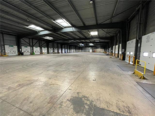 Local Commercial location à Istres, Gignac-la-nerthe