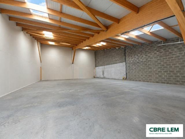 Local Commercial location à Grand Parc, Hérouville-Saint-Clair